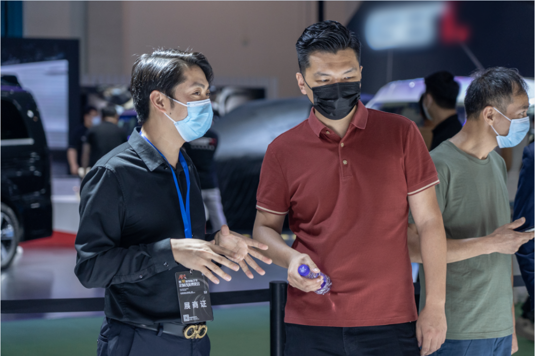 RA车展首发：ROCARS瑞一汽车 | “奔驰V260L高定版” - RA上海国际汽车定制改装博览会